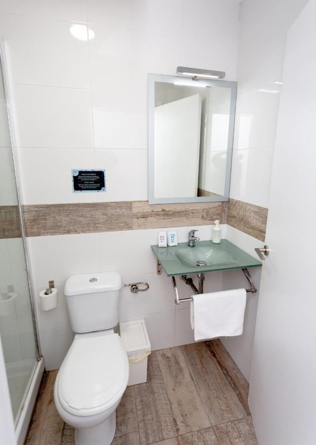 Easy Sants By Bossh! (Adults Only) Hostel Barcelona Bagian luar foto
