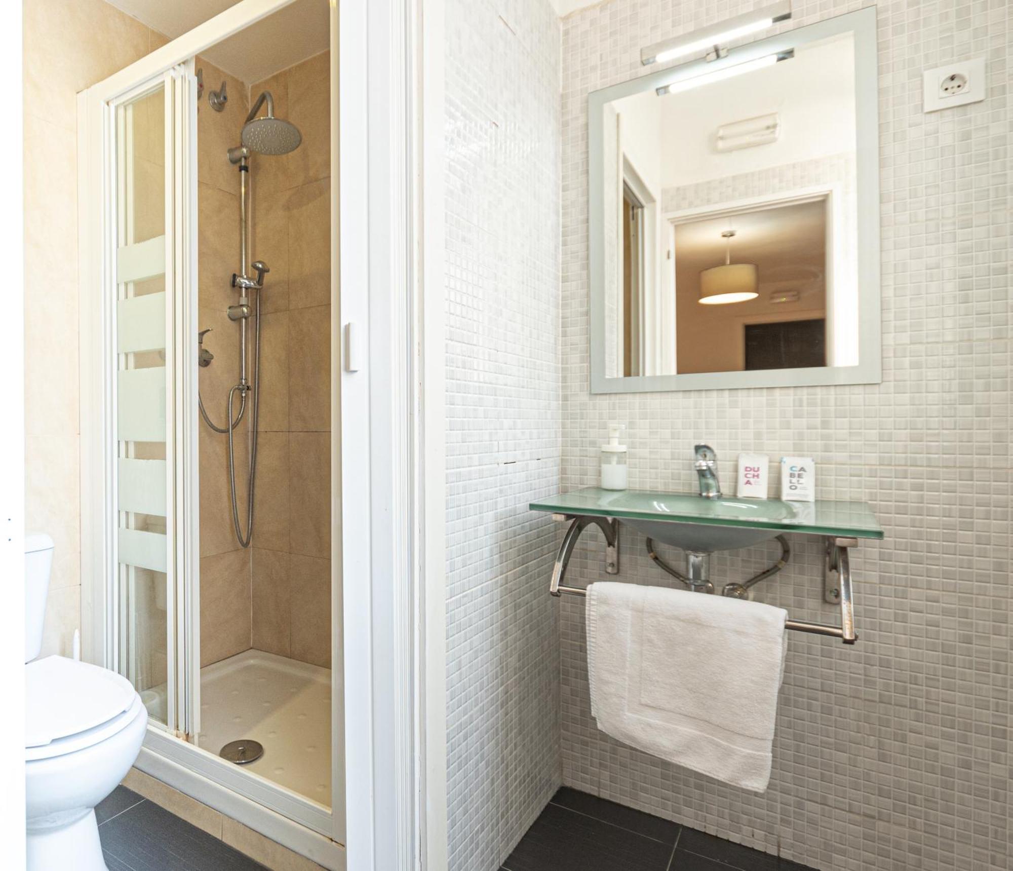 Easy Sants By Bossh! (Adults Only) Hostel Barcelona Ruang foto